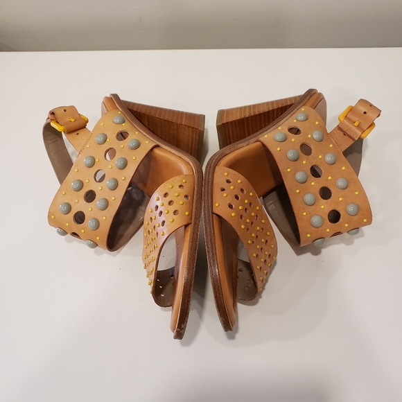 Donald J. Pliner "Estee" Leather Ankle Strap Heel - Sz 9M US - Picture 5 of 10